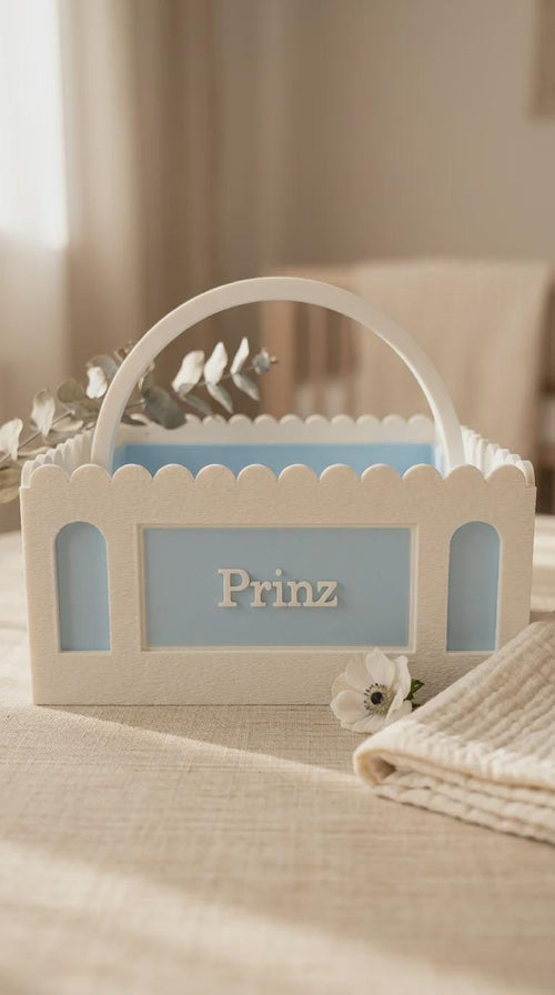 Geburtskörbchen personalisiert | Geschenk zur Geburt Junge | Babyblau & Weiß